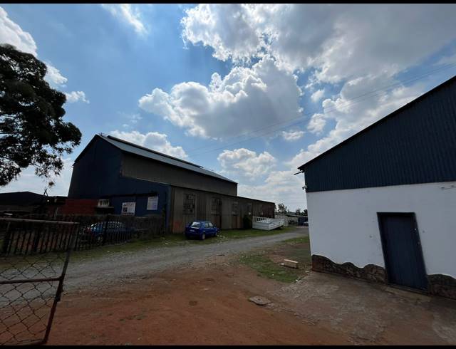 2,400M² WORKSHOP FOR SALE IN STRUBENVALE